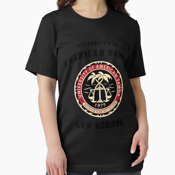 Vista previa del artículo con la obra «BCS - Facultad de Derecho de la Universidad de Samoa Americana Camiseta esencial», diseñado y vendido por Tracerriest.