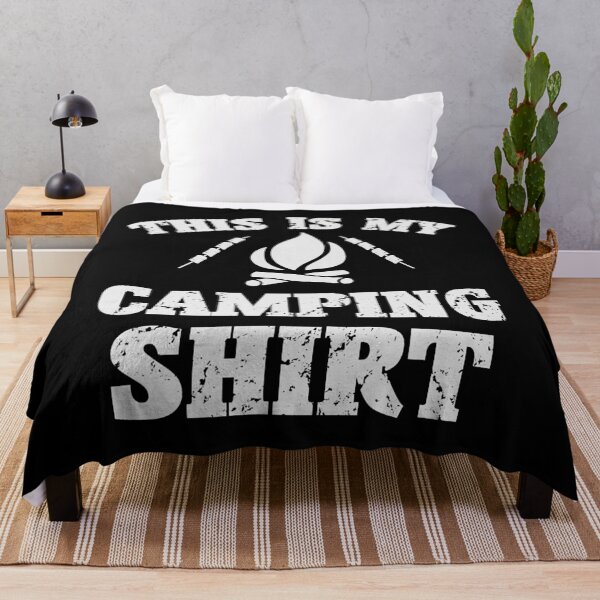 Artikelvorschau, Dies ist mein Camping Shirt Neuheit Camper Geschenk T-Shirt entworfen und verkauft von LucyDonna.