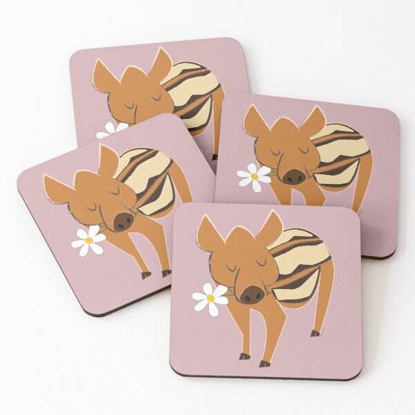 Artikelvorschau, Kleines Schweinchen mit einer Blume in Pink zum Valentinstag entworfen und verkauft von belettelepink.