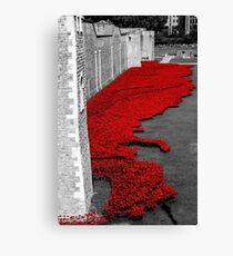 Poppy fields of remembrance for WW1 at Tower of London Canvas Print