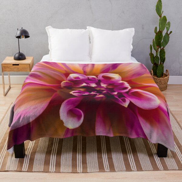 Artikelvorschau, Pink Dahlia entworfen und verkauft von spechtigel.