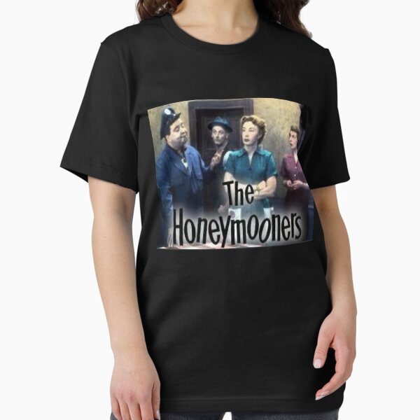 Aperçu de l'œuvre Le t-shirt des lunes de miel créée et vendue par ChelseaMayumi9.