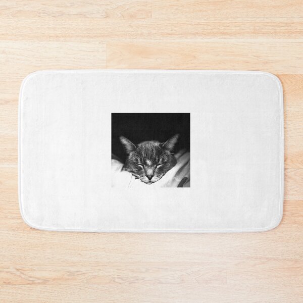 Item preview, este gato esta durmiendo designed and sold by MittensandMouse.