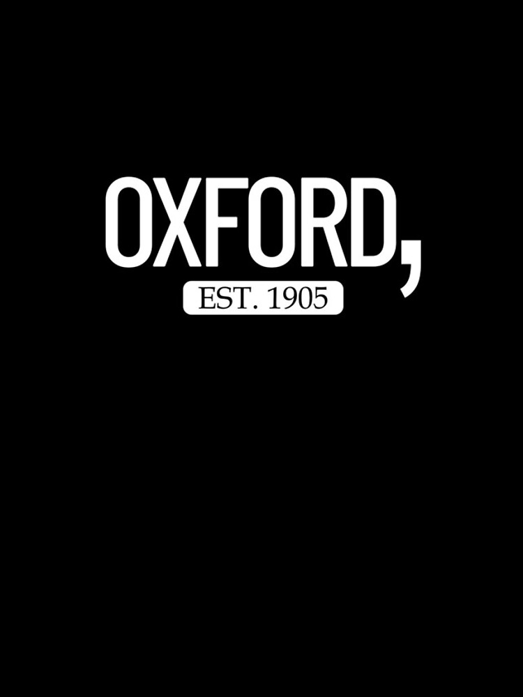 Aperçu 4 sur 4. Coque iPhone avec l'œuvre Oxford Comma Est. 1905 English Grammar Oxford Comma Gear créée et vendue par DynamicDesign.