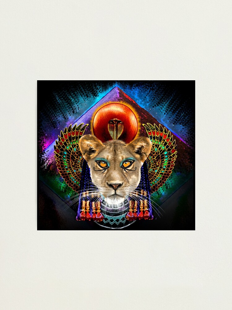 Sekhmet Lioness Egyptian Goddess Of Healing T-Shirt