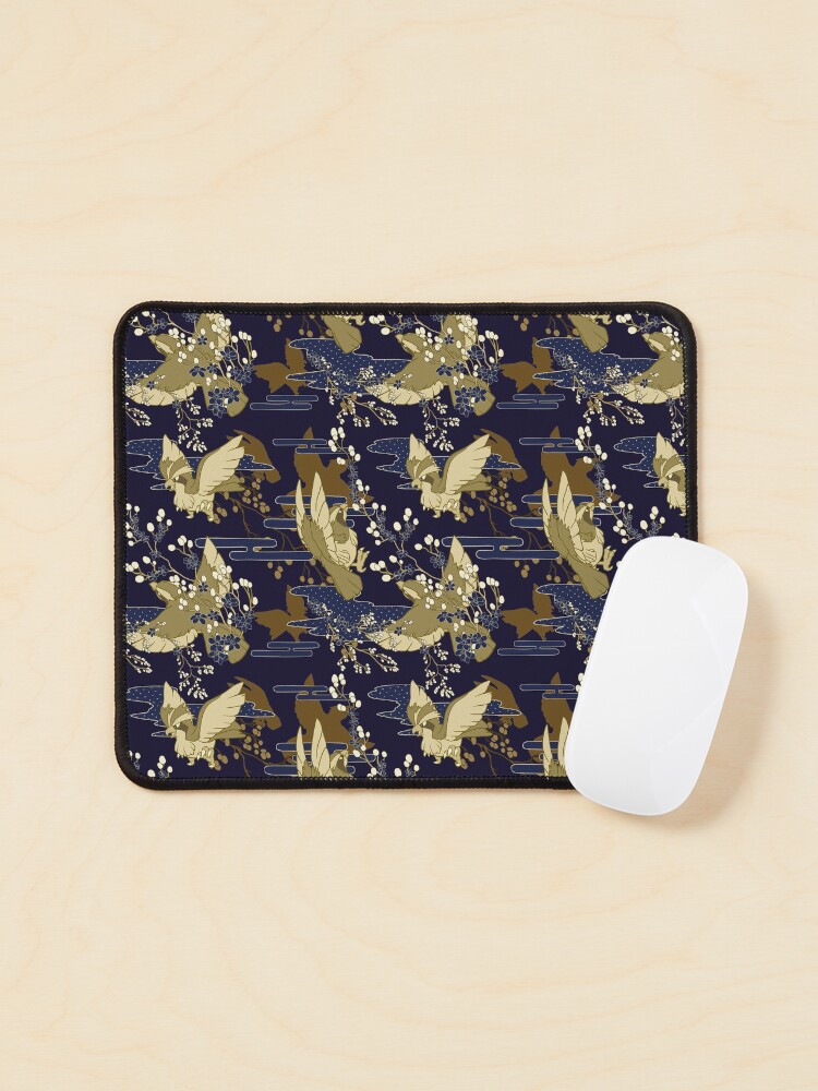 Aperçu 1 sur 5. Tapis de souris avec l'œuvre Fleurs et oiseaux créée et vendue par HybridDragoness.