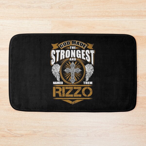 Aperçu de l'œuvre Rizzo Name T Shirt - Dieu a trouvé le plus fort et les a nommés Rizzo Gift Item Tee créée et vendue par artiagasonya.