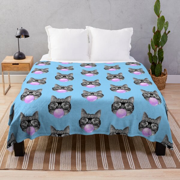 Aperçu de l'œuvre Chat hipster tout doux et mignon soufflant un chewing-gum rose créée et vendue par Purr95.