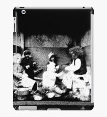 Black and white photo iPad Case/Skin