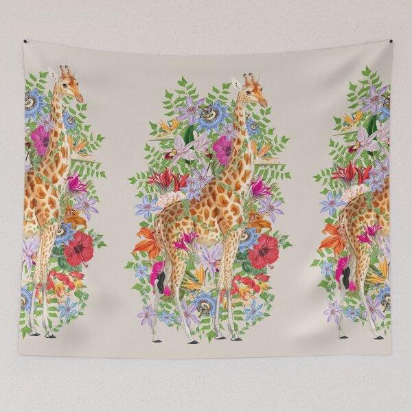 Artikelvorschau, Giraffe in den Tropen und schöne dekorative Vintage-Tropenblumen entworfen und verkauft von TrulyEpoque.