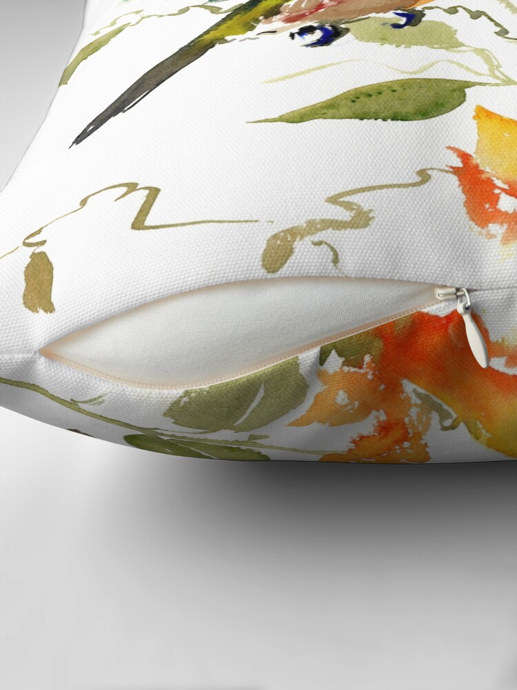 Aperçu 2 sur 4. Coussin avec l'œuvre Colibri et fleurs d'oranger créée et vendue par surenart.