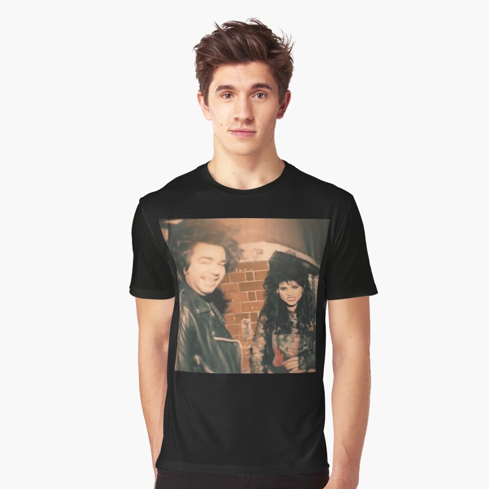 Aperçu de l'œuvre T-shirt graphique créée et vendue par LyndaAuker.