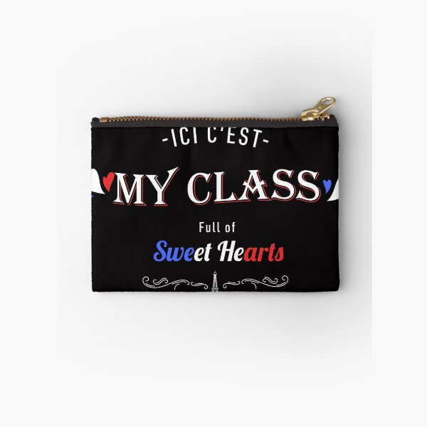 Aperçu de l'œuvre ici c est ma classe pleine de coeurs doux, cadeau de professeur de français drôle saint valentin créée et vendue par HerModaX.