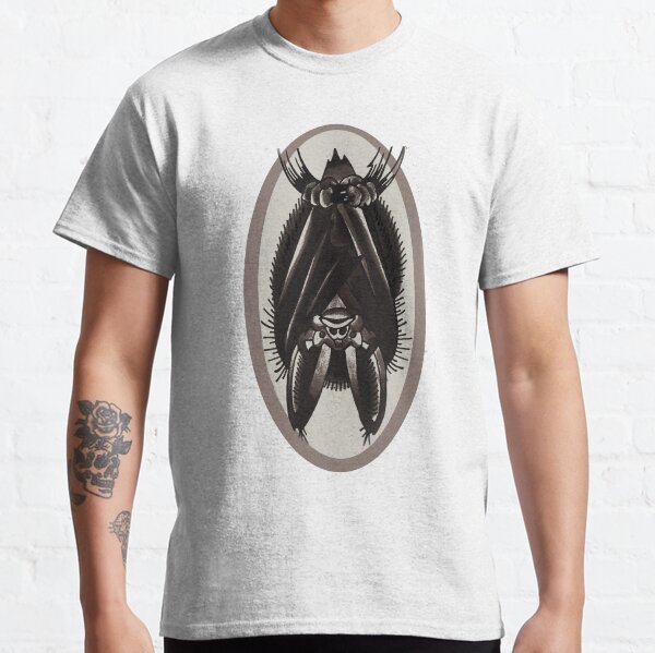 hanging bat, old school tattoo bat Classic T-Shirt