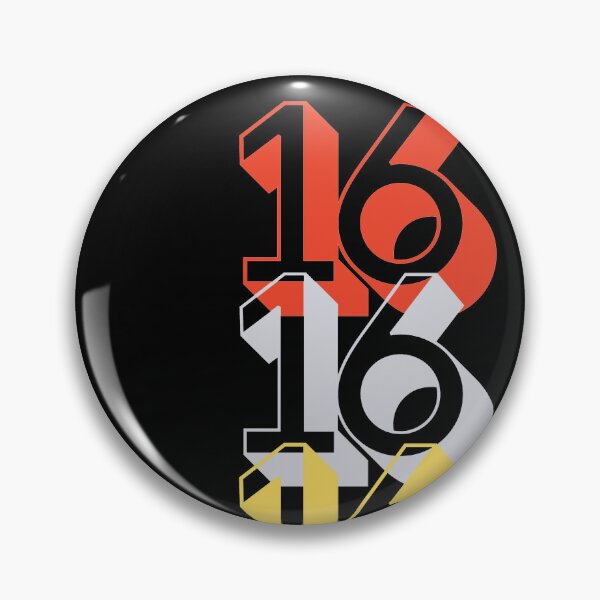 Aperçu de l'œuvre Héros numéro 16 (décalage) créée et vendue par F1TwoTee.