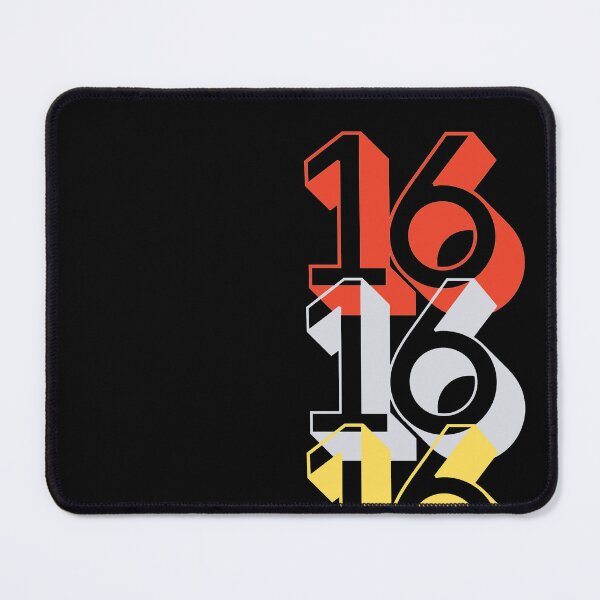 Aperçu de l'œuvre Héros numéro 16 (décalage) créée et vendue par F1TwoTee.