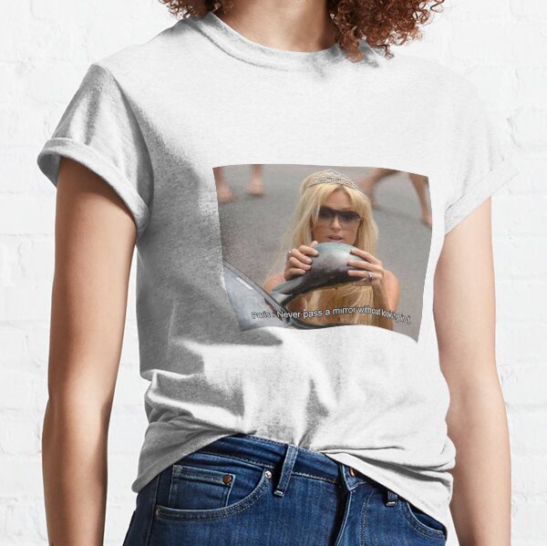 Paris Hilton - Never pass a mirror Classic T-Shirt
