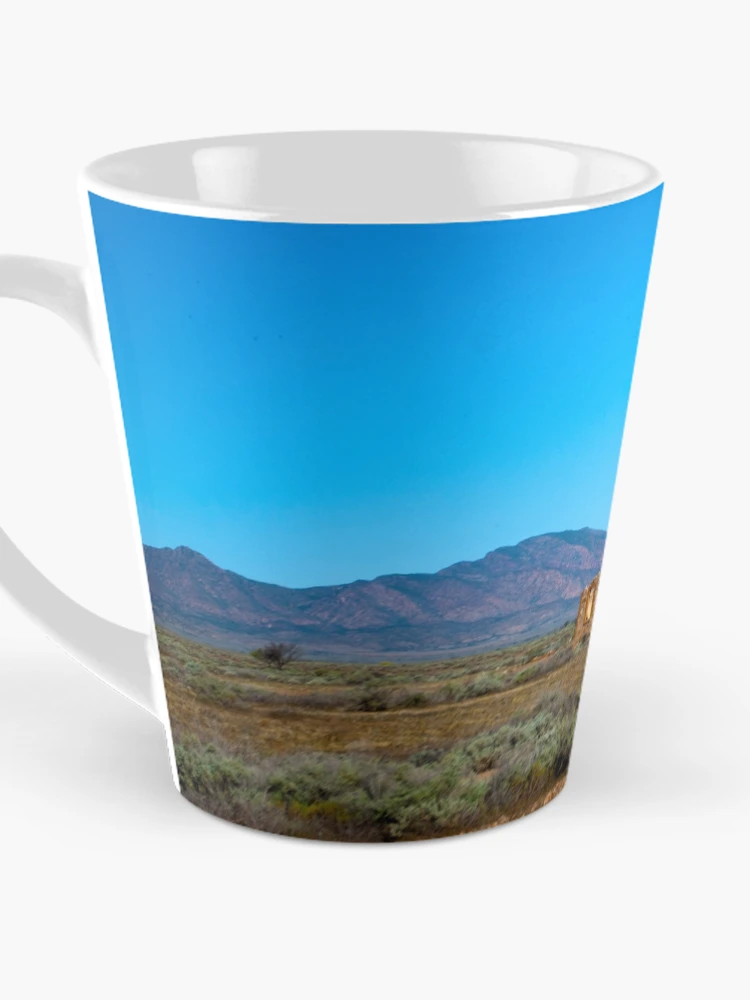 Imagen 3 de 4, Taza de café con la obra Flinders Ranges, diseñada y vendida por Richard Windeyer.