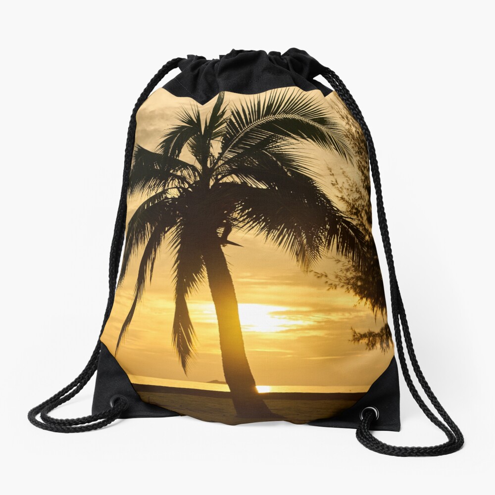 Dawn in the Bahamas Drawstring Bag