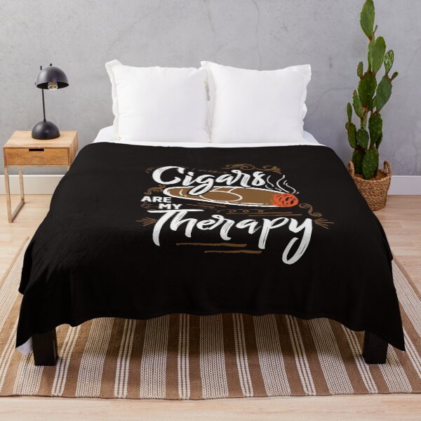 Artikelvorschau, Zigarre Therapie Spruch Rauchen Retro Logo T shirt entworfen und verkauft von Timcito.