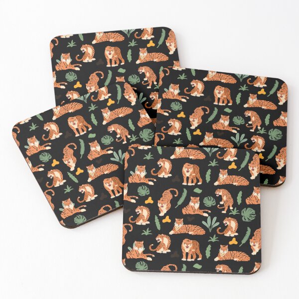 Artikelvorschau, Tiger in der Vegetation entworfen und verkauft von Proud Pro Gifts.