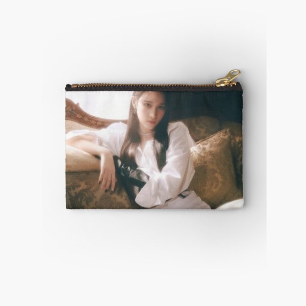 Item preview, Kep1er Heuning Bahiyyih (White) designed and sold by Aooms123.