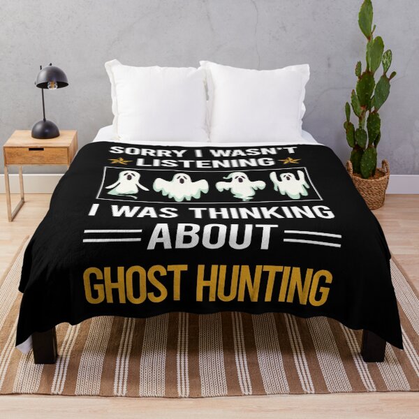 Item preview, Divertido Escuchando Fantasma Cazando Paranormal designed and sold by jiggleterrified.