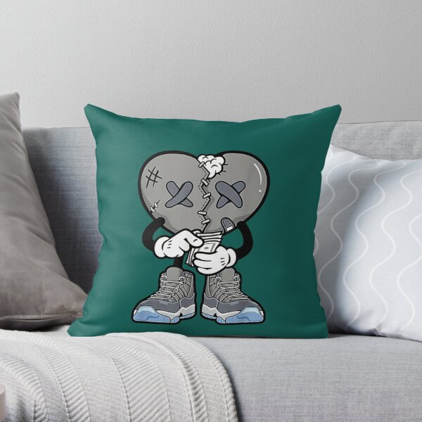 https://ih1.redbubble.net/image.3149757930.6760/throwpillow,small,600x-bg,f8f8f8-c,0,120,600,600.jpg