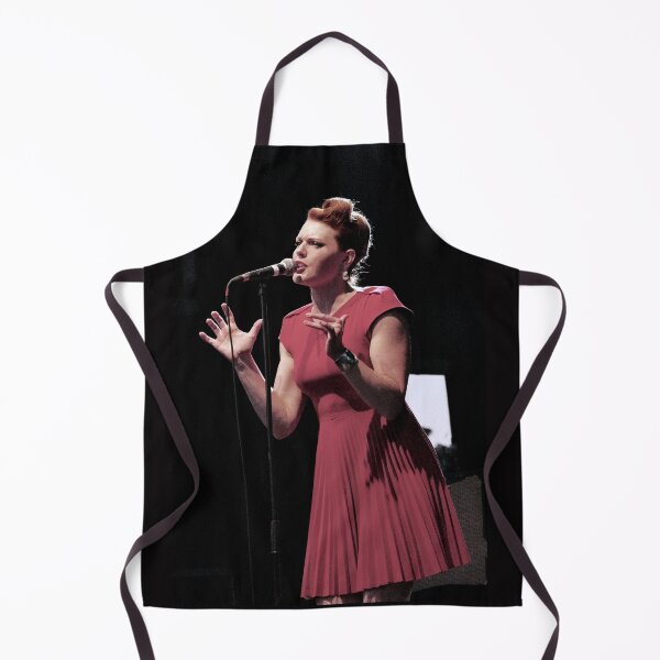 Aperçu de l'œuvre r3371 / finition 2021 - Chanteuse de Légende - Photo Okaio Créations Olavia-Olao créée et vendue par o.okaïo.