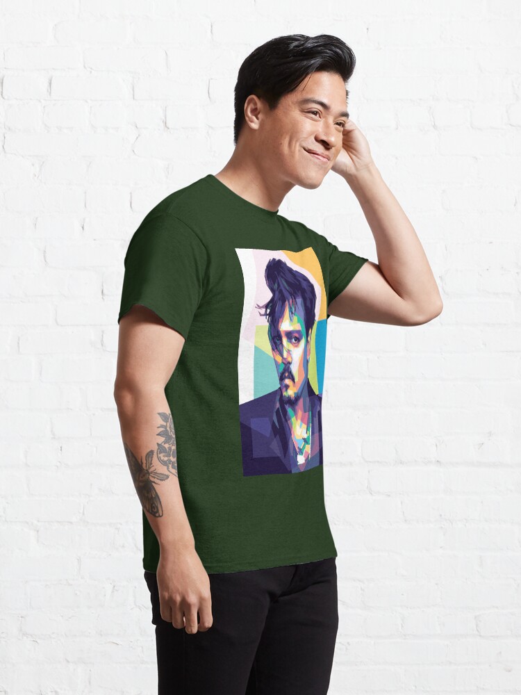 Johnny Depp im WPAP T-Shirt