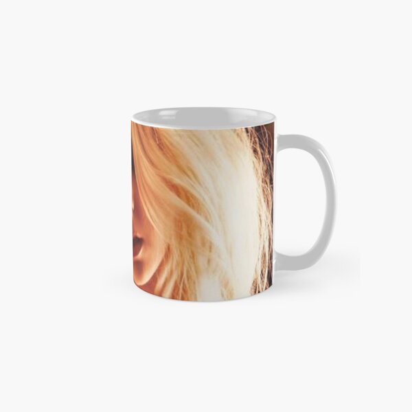 Hot Taylor Momsen Classic Mug