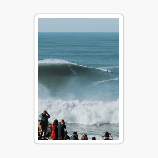 Artikel-Vorschau von Surfen in Nazaré, designt und verkauft von souocare.