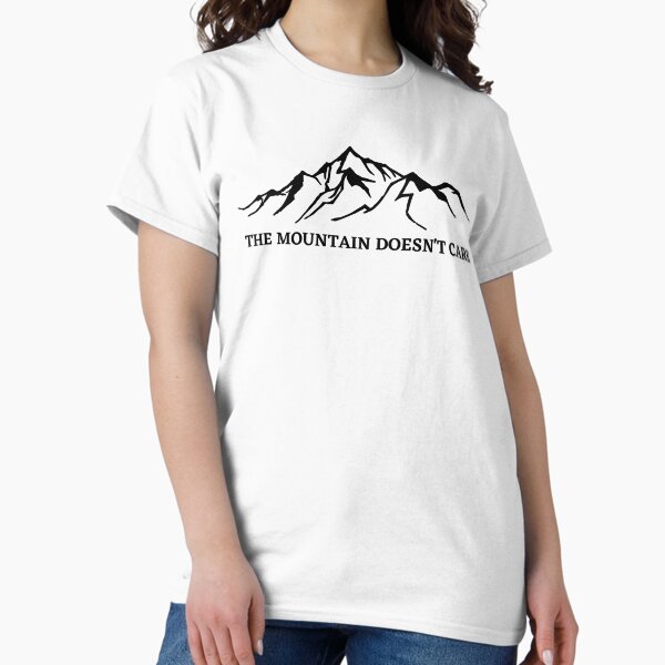 Aperçu de l'œuvre La montagne s'en fiche Alpiniste Alpiniste créée et vendue par The Masked Designer.