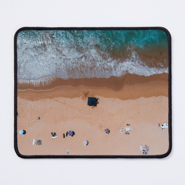 Vista previa del artículo con la obra «disparo de drones de personas en la playa», diseñado y vendido por jemmurphy23.