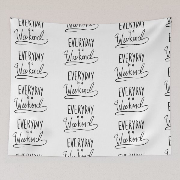 Aperçu de l'œuvre Everyday Is A Weekend Black Simple Art Print créée et vendue par lineartdesigns.