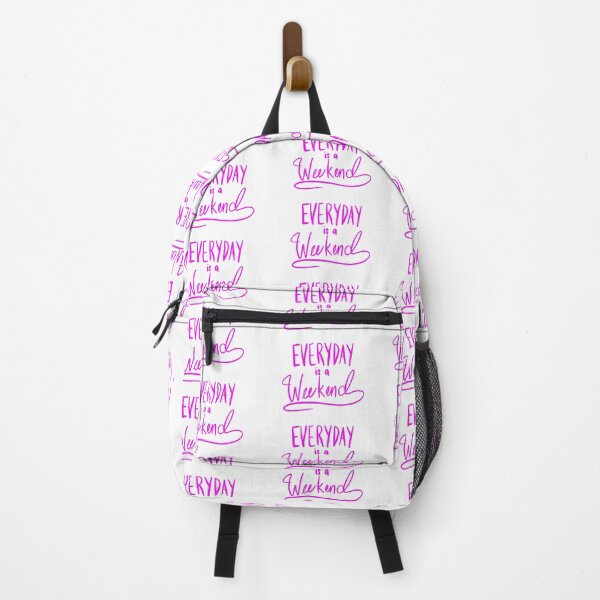 Artikelvorschau, Everyday Is A Weekend Pink Simple Art Print entworfen und verkauft von lineartdesigns.