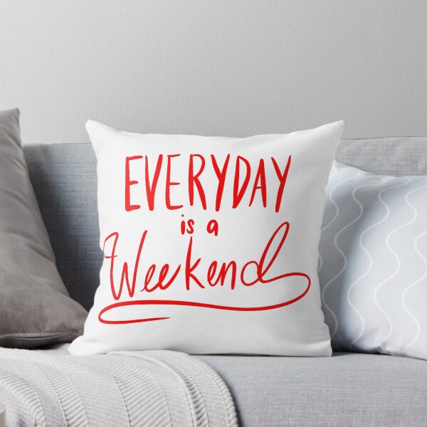 Aperçu de l'œuvre Everyday Is A Weekend Red Simple Art Print créée et vendue par lineartdesigns.