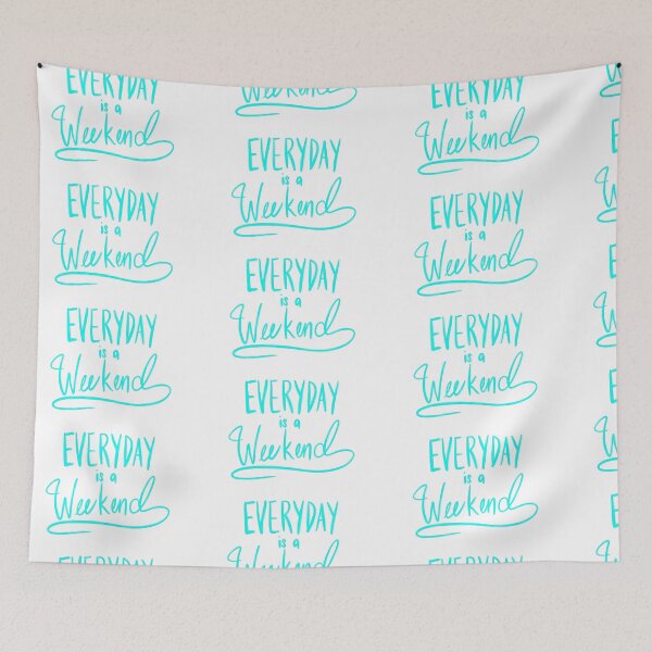 Aperçu de l'œuvre Everyday Is A Weekend Cyan Simple Art Print créée et vendue par lineartdesigns.