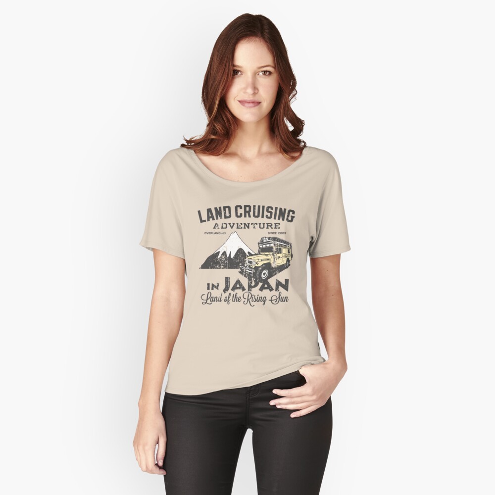 Landcruising Adventure in Japan - Straight font edition Relaxed Fit T-Shirt