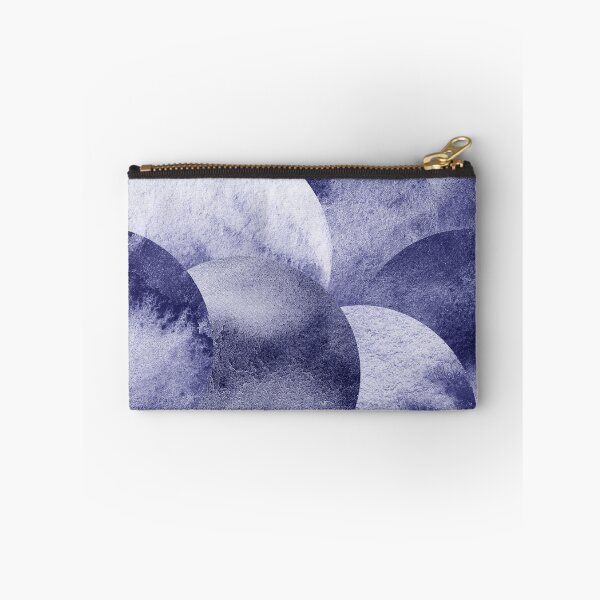 Artikelvorschau, Runde Kugeln Aquarell Kreise Lila Blau Sehr Peri Ruhig Monochrom Innendekoration II entworfen und verkauft von Irina Sztukowski.