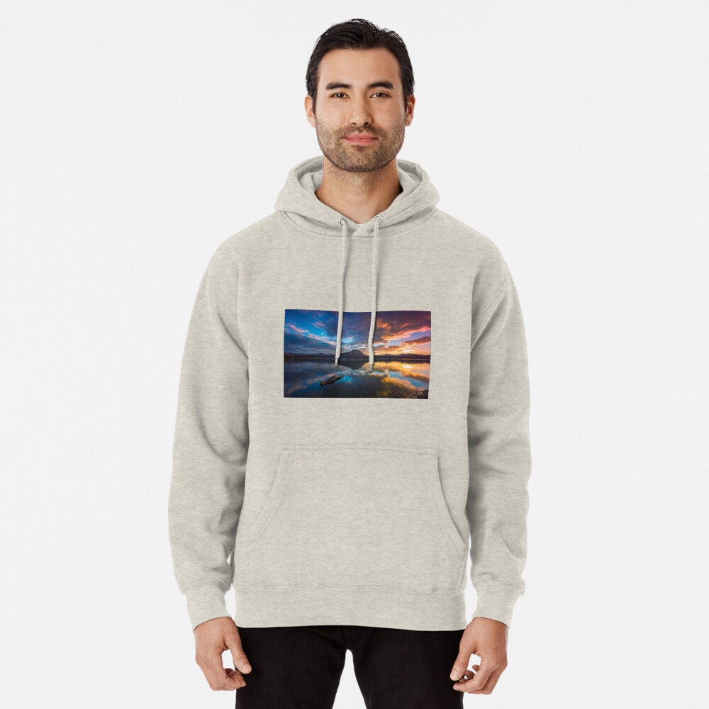 Moogerah Beauty Pullover Hoodie