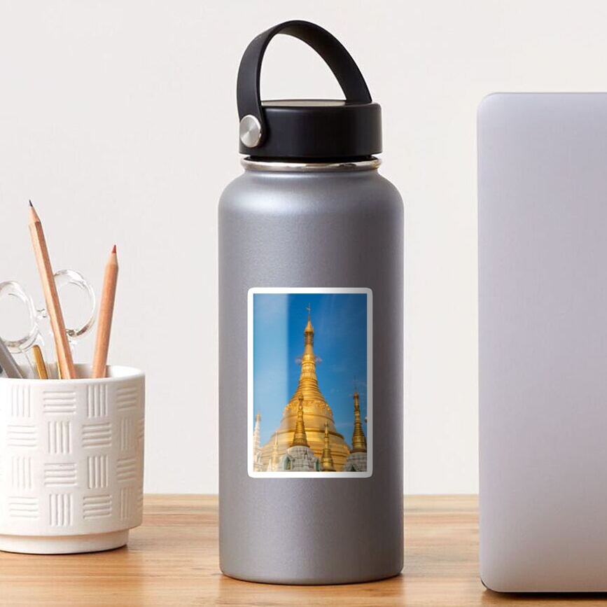 Artikel-Vorschau von Glänzender Sticker, designt und verkauft von SnapTPhotograph.