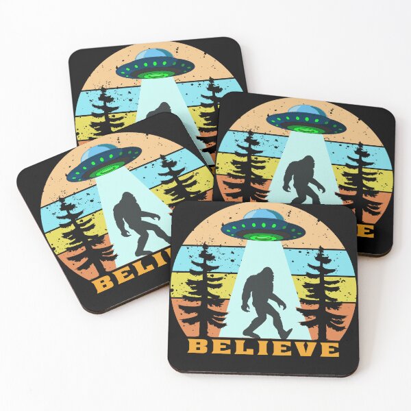 Artikelvorschau, Copy of Bigfoot UFO Alien glauben entworfen und verkauft von osamamohamad.