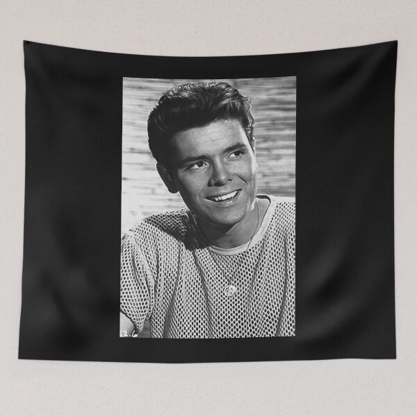 Artikelvorschau, Cliff Richard klassisches T-Shirt entworfen und verkauft von Tambinson.