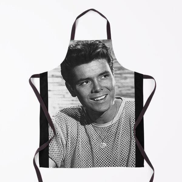 Artikelvorschau, Cliff Richard klassisches T-Shirt entworfen und verkauft von Tambinson.