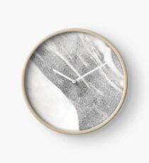 Marble - Silver Glitter on White Metallic Marble Pattern Clock