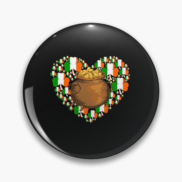 Artikelvorschau, St. Patricks Day Irish Flag Heart of Clovers Treasure entworfen und verkauft von Nena12312.