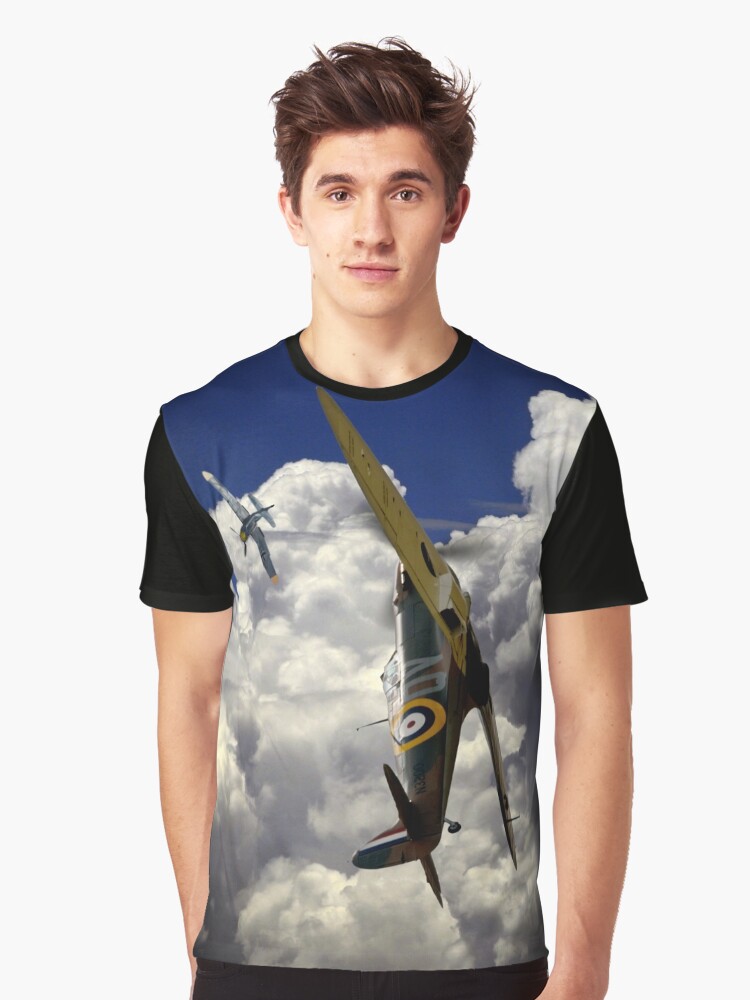 Imagen 1 de 5, Camiseta gráfica con la obra La Patrulla de Dunkerque, diseñada y vendida por aviationart.