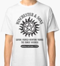 T-SHIRT SUPERNATURAL WINCHESTER & SONS Classic T-Shirt