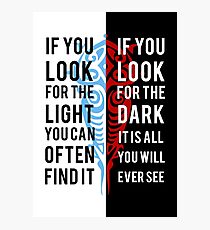 Lámina fotográfica Luz en la oscuridad